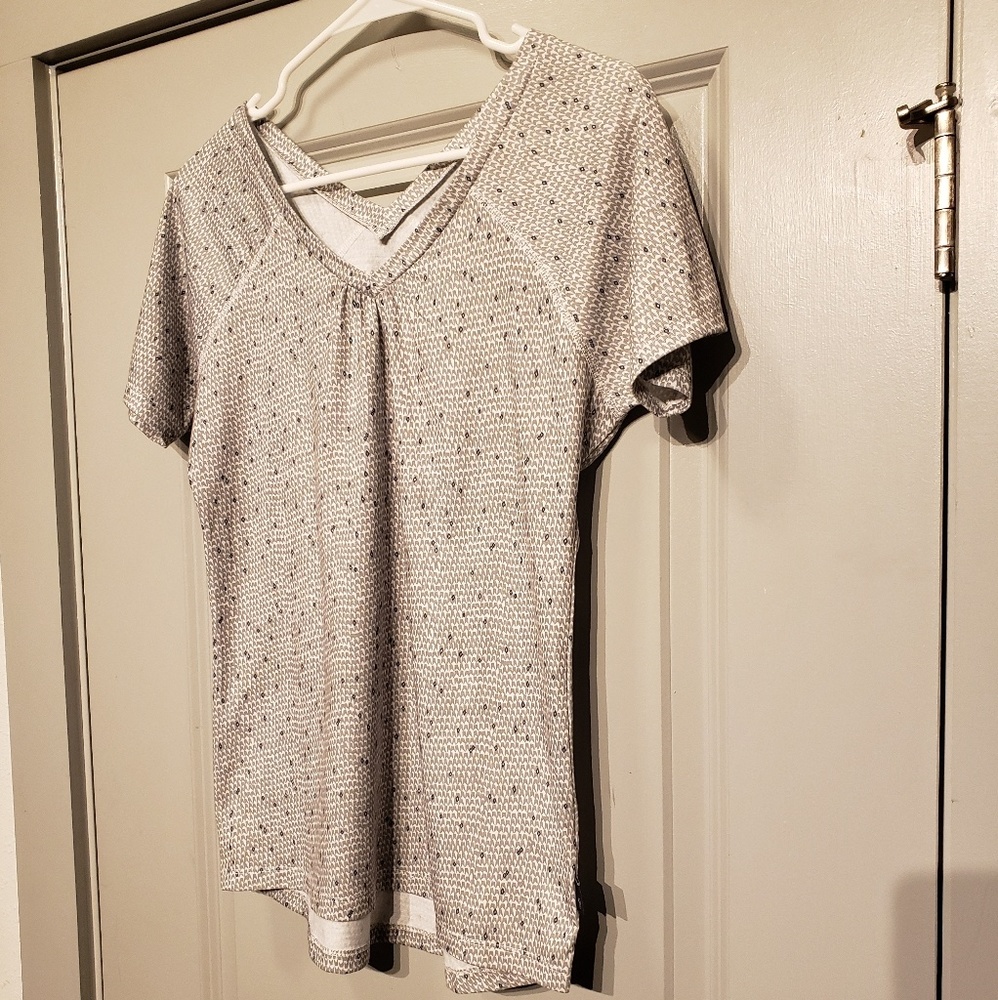 Mountain Hardware V-neck t-shirt.